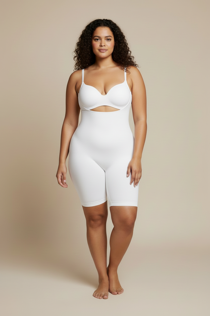 Vit shapewear armar längs sidan